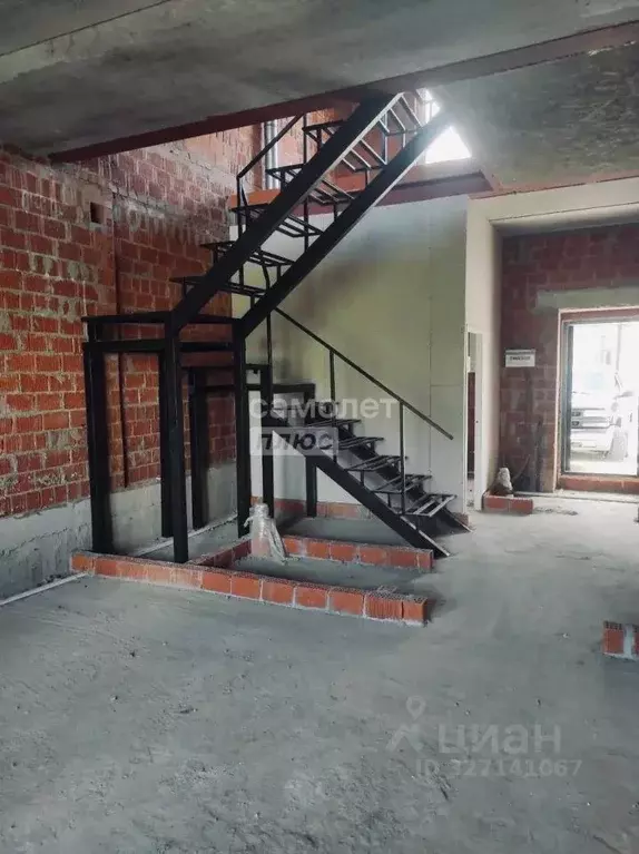 Таунхаус в Москва ул. Харлампиева, 26к1 (135 м) - Фото 2