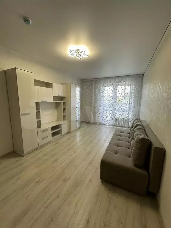 2-к. квартира, 70 м, 4/10 эт. - Фото 0