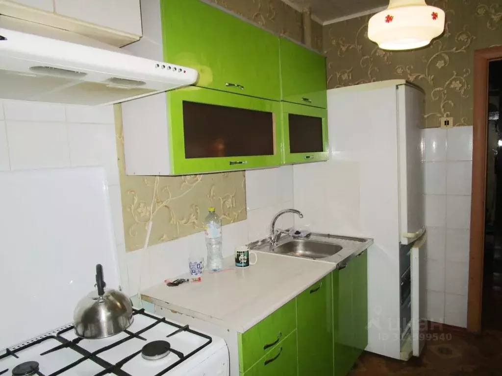 3-к кв. Омская область, Омск ул. 15-я Рабочая, 102А (63.7 м) - Фото 1