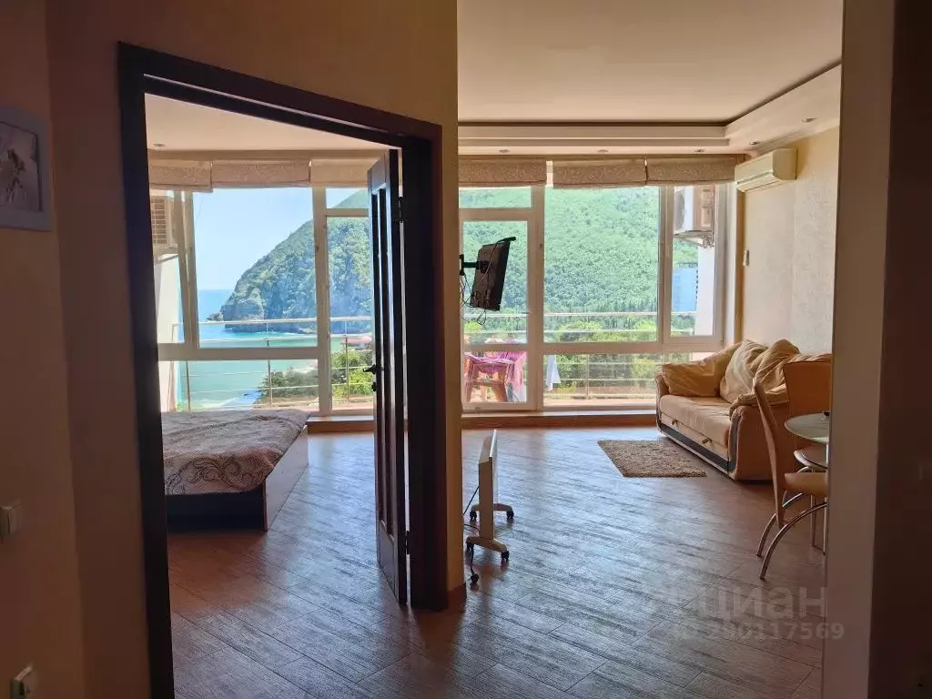 2-к кв. Крым, Алушта муниципальный округ, Партенит пгт ул. Прибрежная, ... - Фото 1