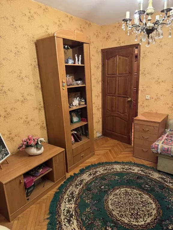 3-к кв. Москва Профсоюзная ул., 132К4 (63.4 м) - Фото 1