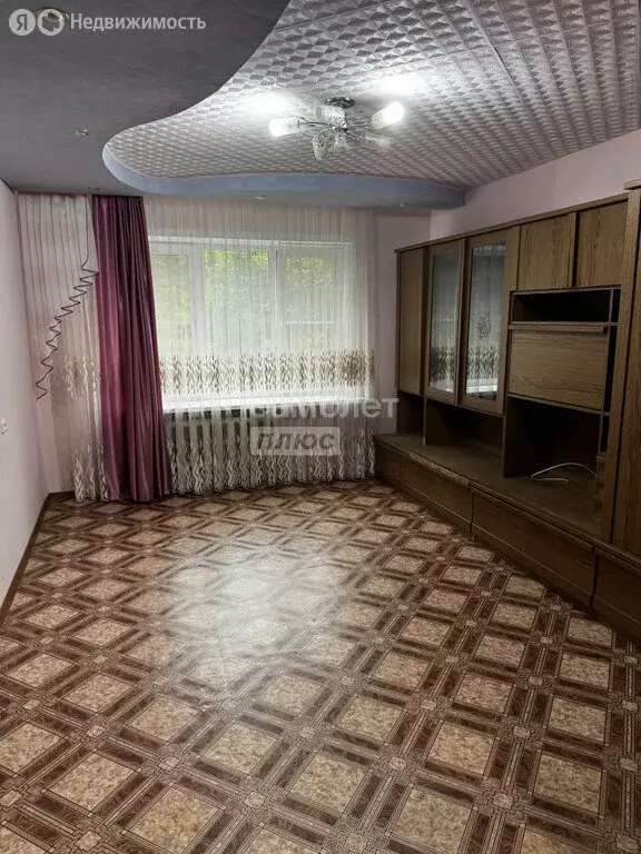 3-комнатная квартира: Кирово-Чепецк, проспект Россия, 20 (62 м) - Фото 0