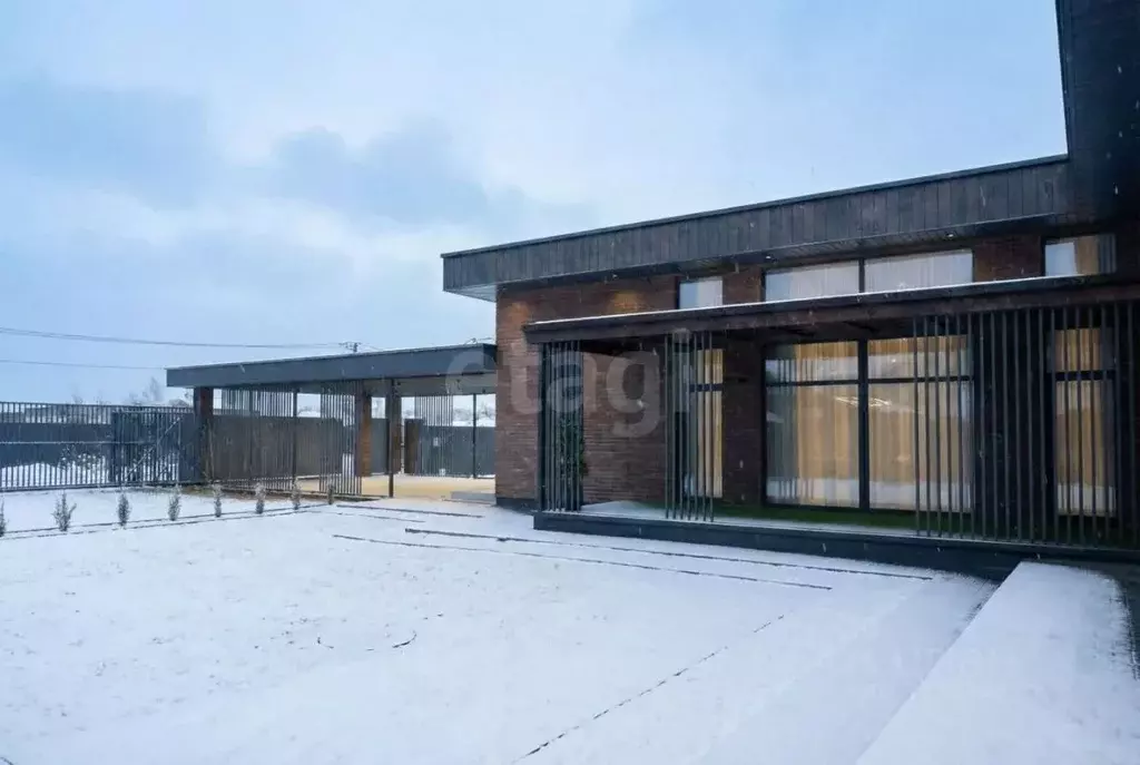 Дом в Саратовская область, Энгельсский район, Красноярское ... - Фото 1