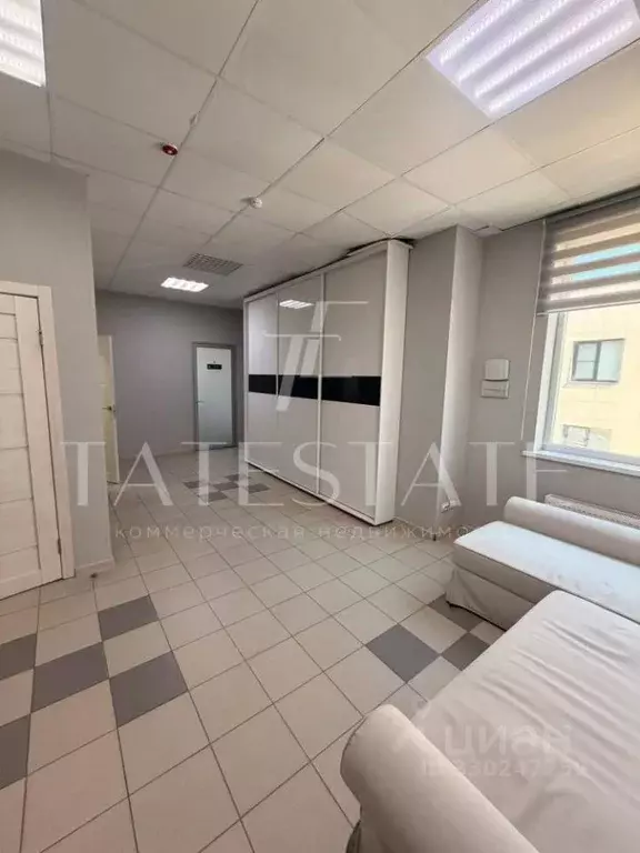 Офис в Татарстан, Казань ул. Габдуллы Кариева, 3а (230 м) - Фото 1