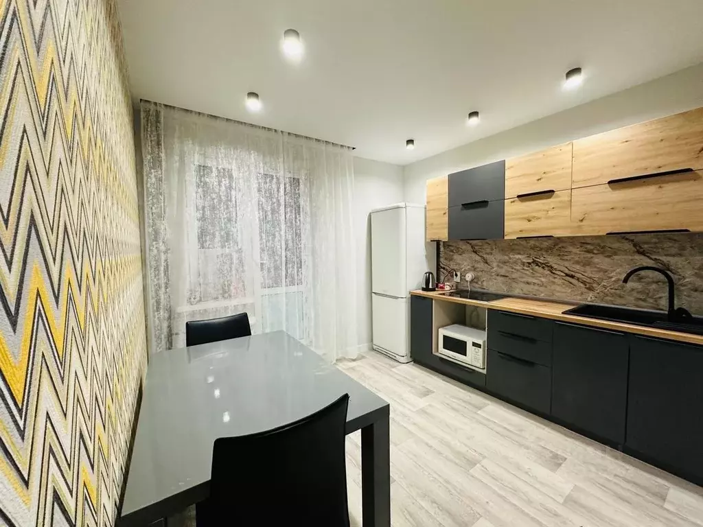 2-к кв. Чувашия, Чебоксары ул. Писателя Лаврентия Таллерова, 28 (53.0 ... - Фото 0