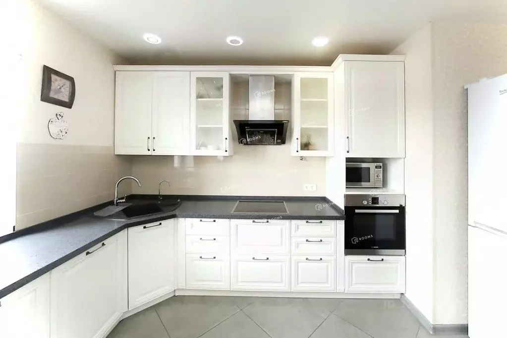 3-к кв. Тульская область, Тула ул. Макаренко, 7 (90.0 м) - Фото 2