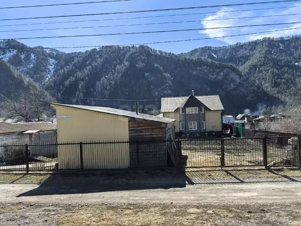 Дом в Алтай, Чемальский район, с. Чепош  (162 м) - Фото 1