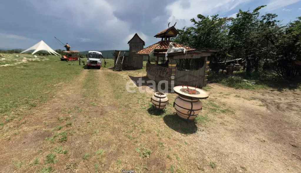 Участок в Крым, Кировский район, Первомайское с/пос, с. Первомайское, ... - Фото 1