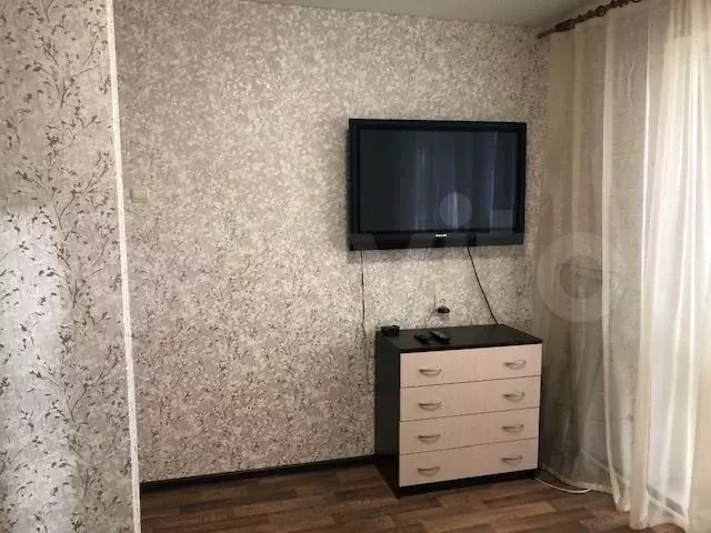 1-к. квартира, 32 м, 8/9 эт. - Фото 0