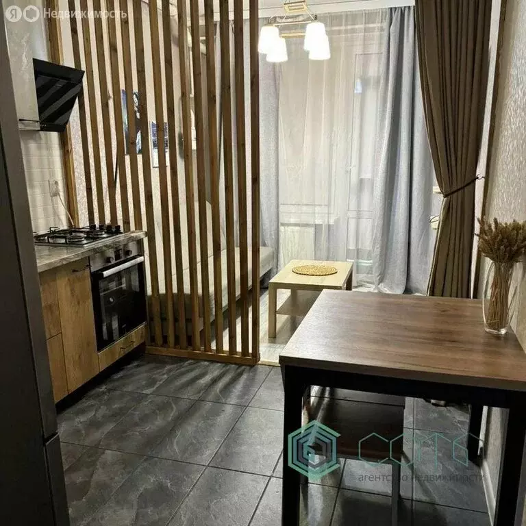 1-комнатная квартира: Калининград, улица Белинского, 42 (55.5 м) - Фото 0