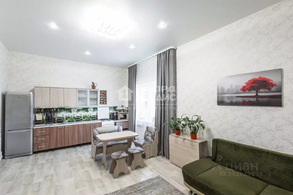 Дом в Омская область, Омск СОСН Птицевод-2 тер.,  (150 м) - Фото 0