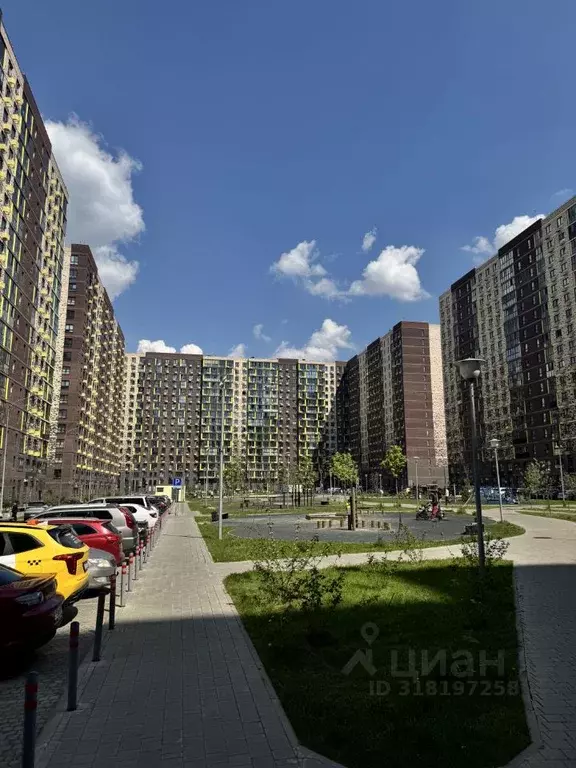 3-к кв. Московская область, Ленинский городской округ, Мисайлово пгт, ... - Фото 0