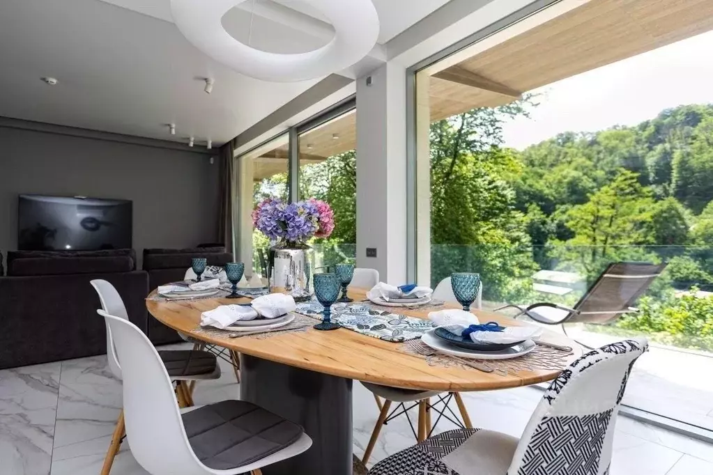 Дом в Краснодарский край, Сочи Красная Поляна пгт, ул. Аишхо (250 м) - Фото 1