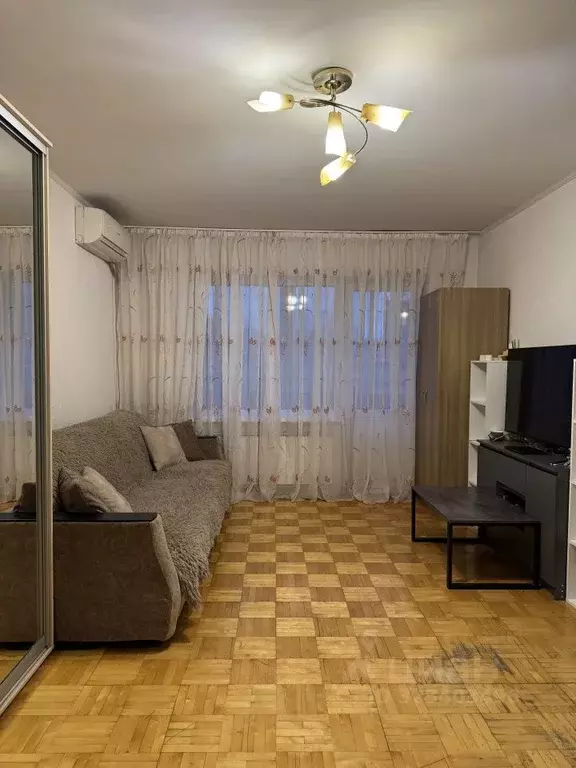 1-к кв. Свердловская область, Екатеринбург ул. Пальмиро Тольятти, 11А ... - Фото 2