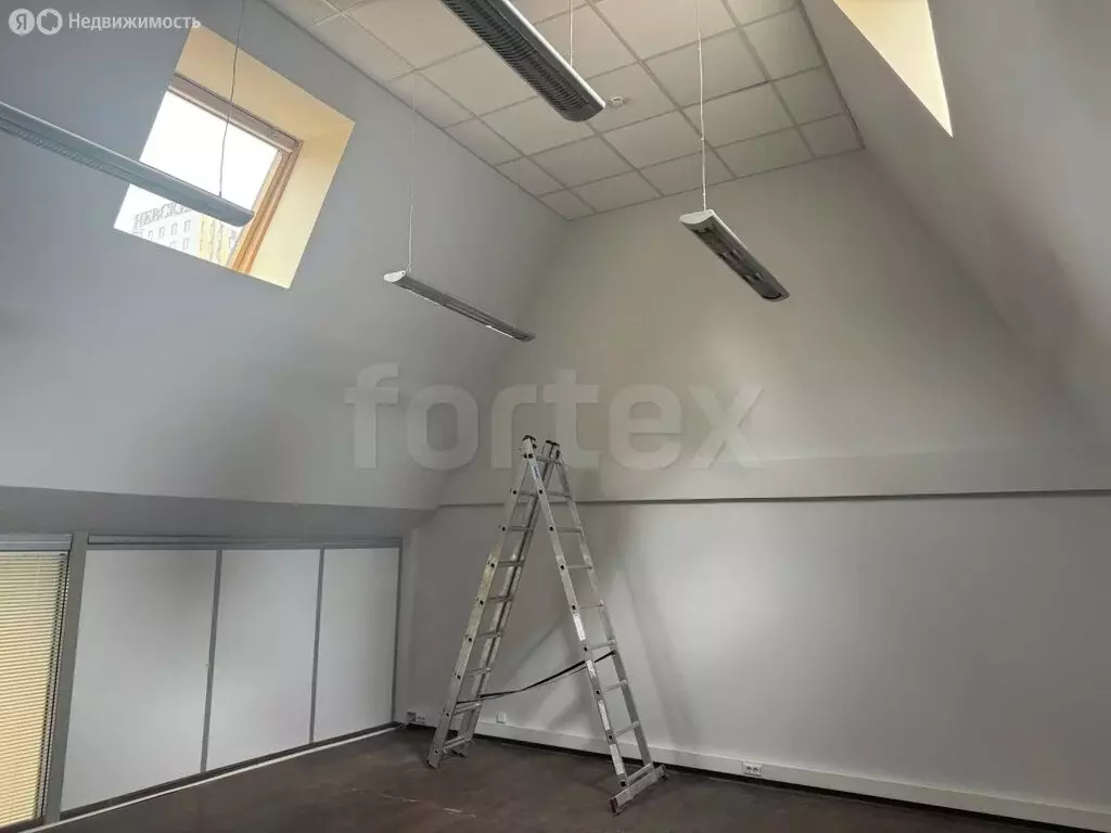 Офис (317 м) - Фото 1