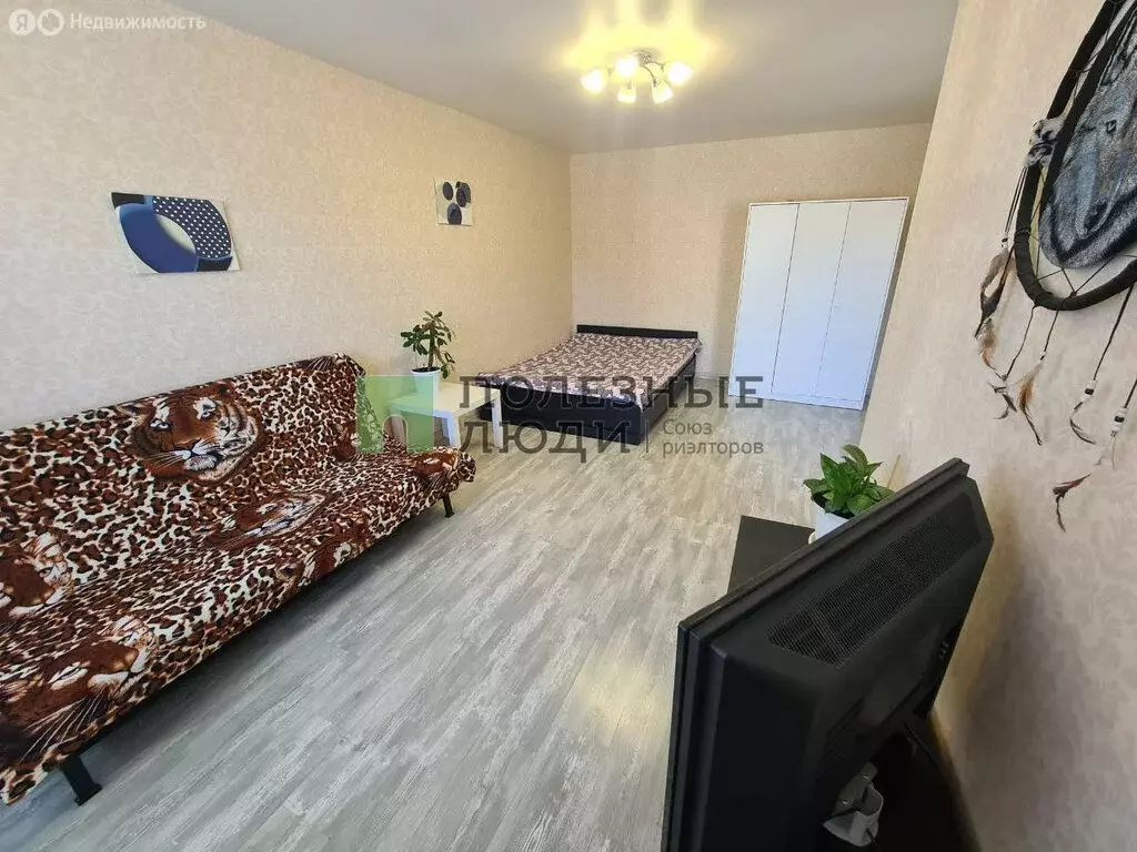 1-комнатная квартира: Казань, улица Лейтенанта Красикова, 8 (31.6 м) - Фото 1