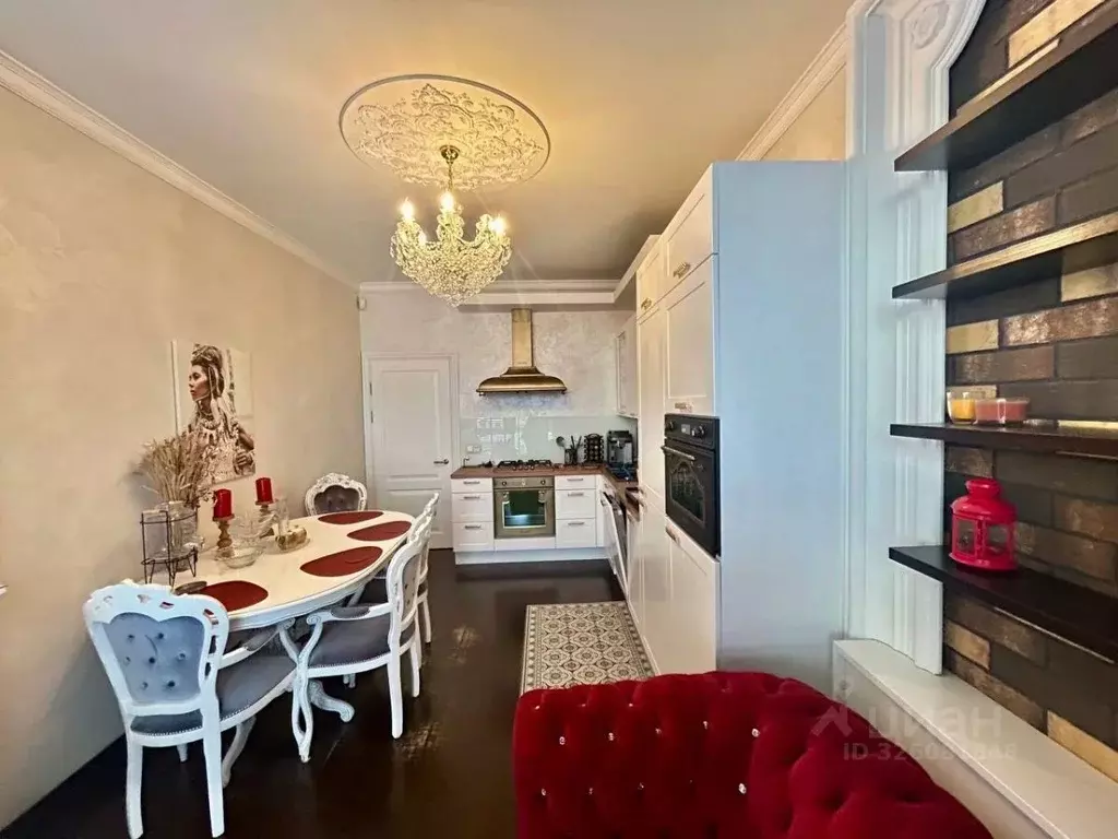 2-к кв. Калининградская область, Калининград ул. Онежская, 8 (75.0 м) - Фото 1