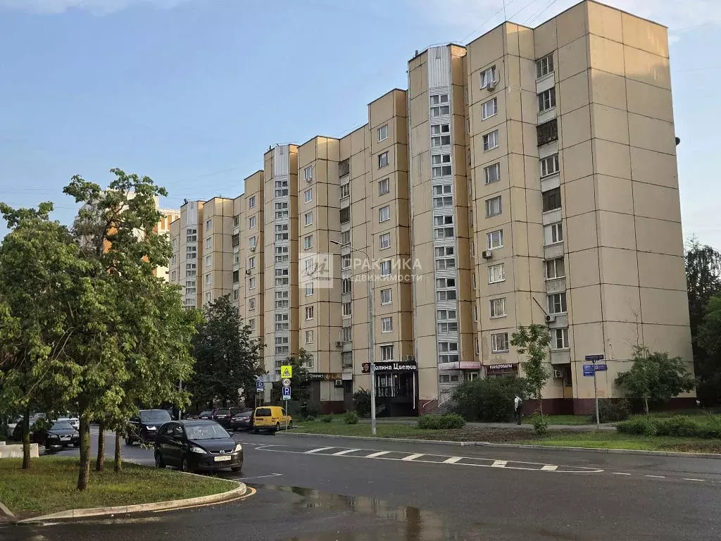 Продается 4-комнатная квартира - Фото 1