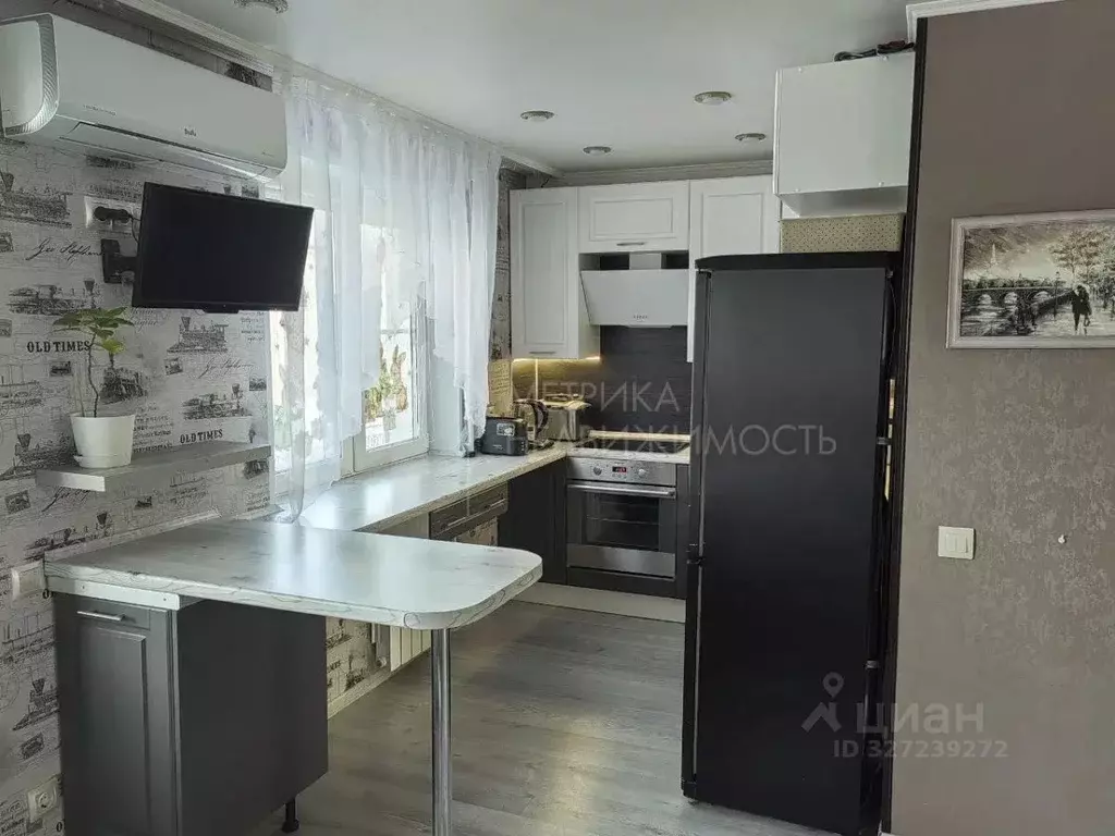 2-к кв. Тюменская область, Тюмень Метелева мкр, ул. Метелевская, 4 ... - Фото 1