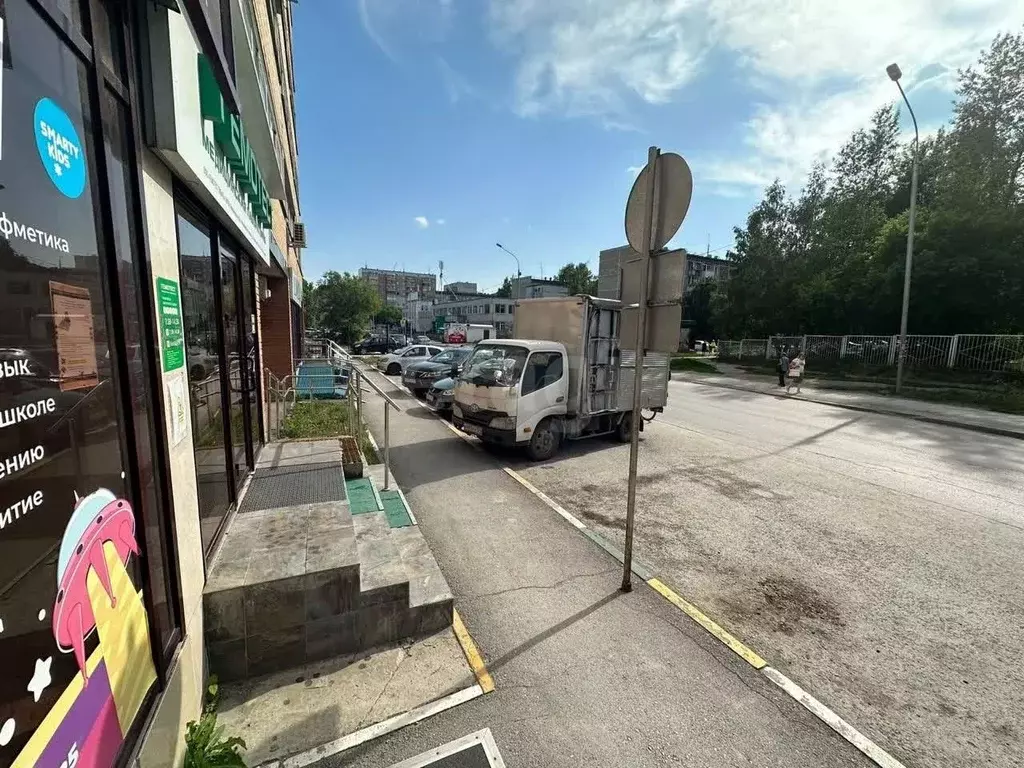 Помещение свободного назначения в Новосибирская область, Новосибирск ... - Фото 1