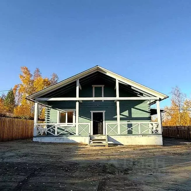 Дом в Иркутская область, Иркутский муниципальный округ, с. Смоленщина ... - Фото 1