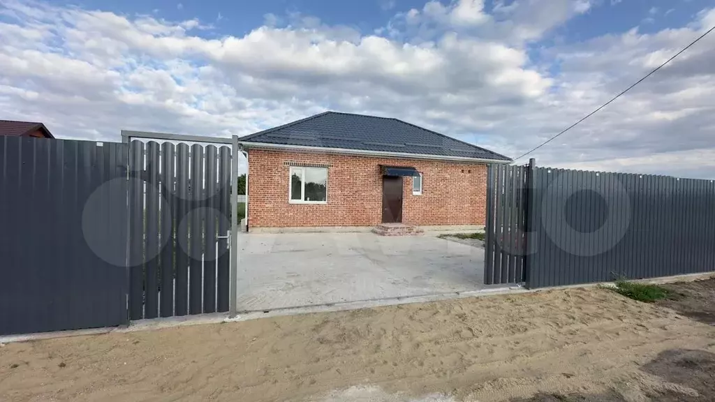 Дом 100 м на участке 8 сот. - Фото 0