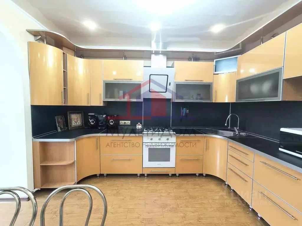 2-к кв. Белгородская область, Губкин ул. Дзержинского, 115Б (54.0 м) - Фото 2