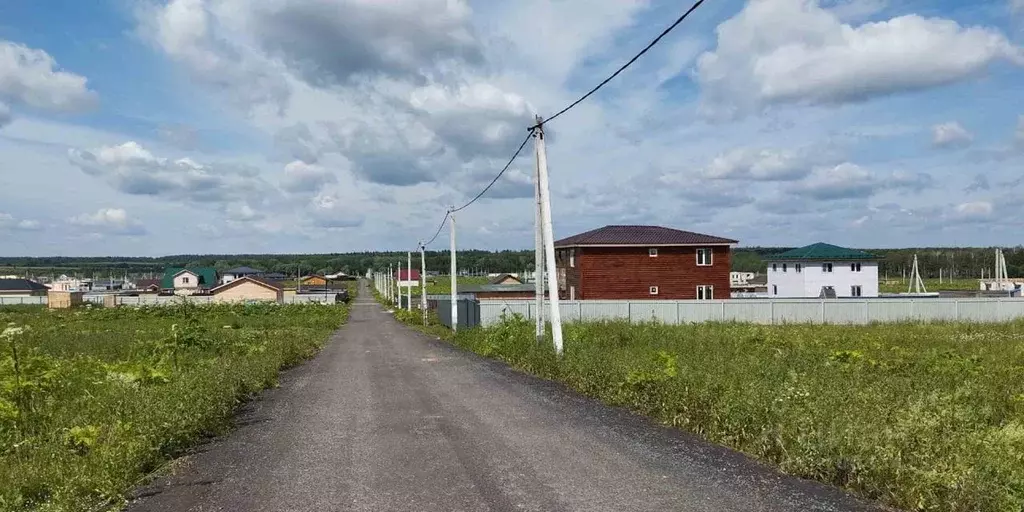 Участок в Московская область, Истра городской округ, с. Онуфриево ул. ... - Фото 1