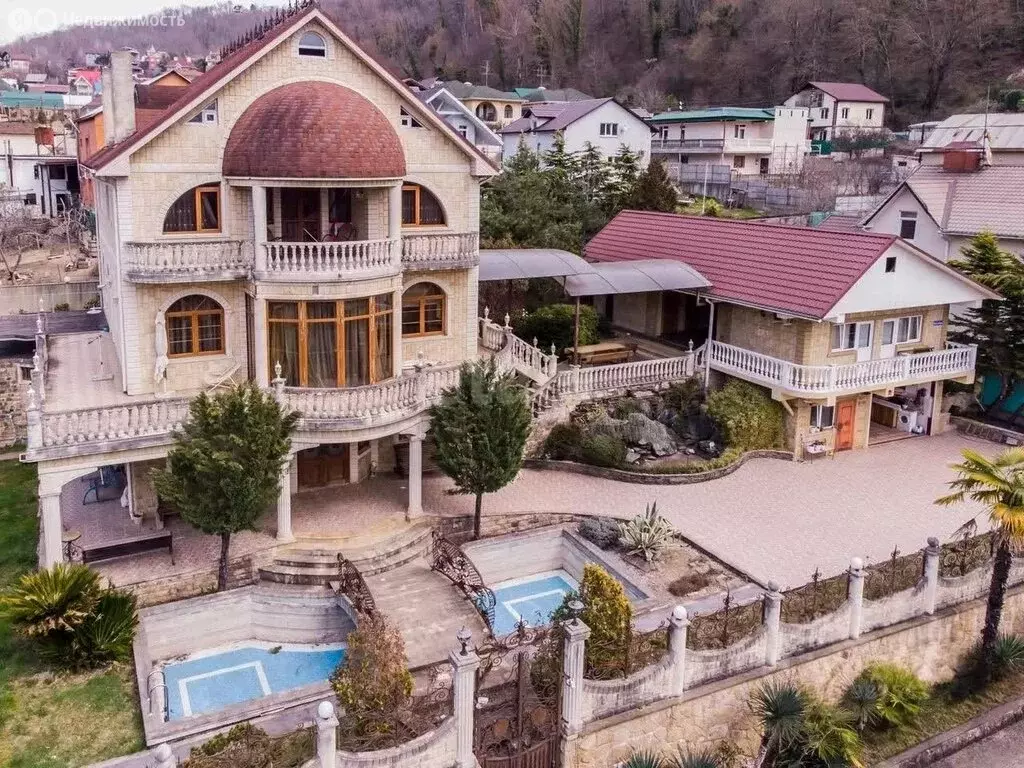 Дом в Сочи, Береговая улица (575.7 м) - Фото 0