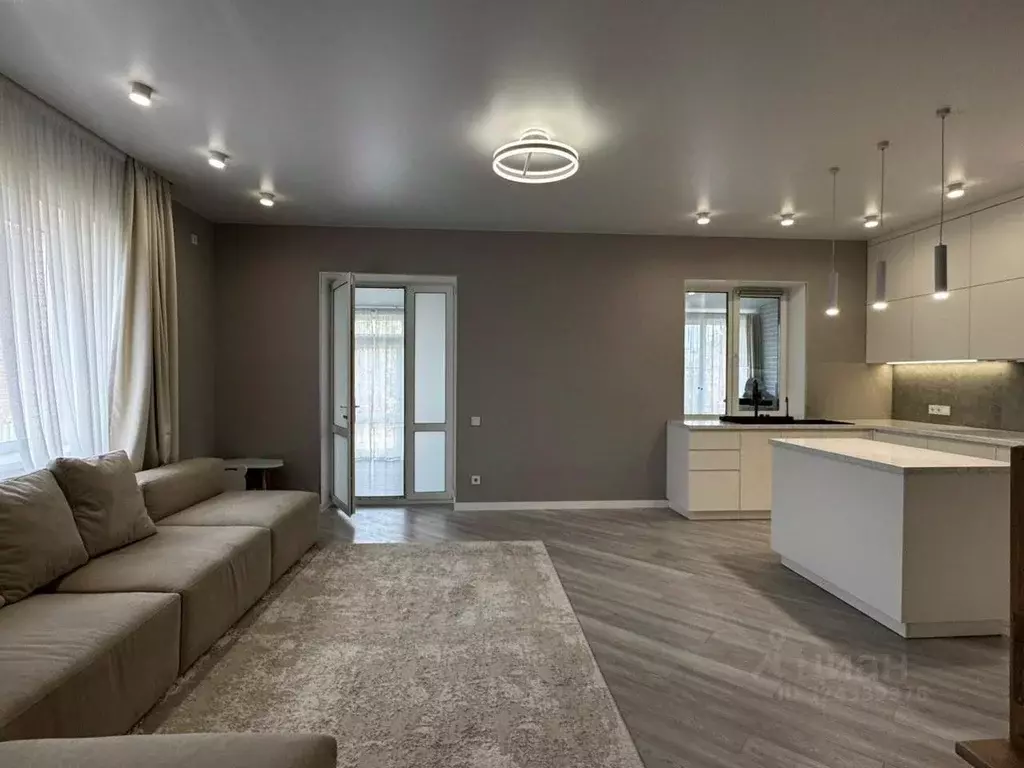 Коттедж в Татарстан, Казань Большая Заречная ул., 72А (352 м) - Фото 2