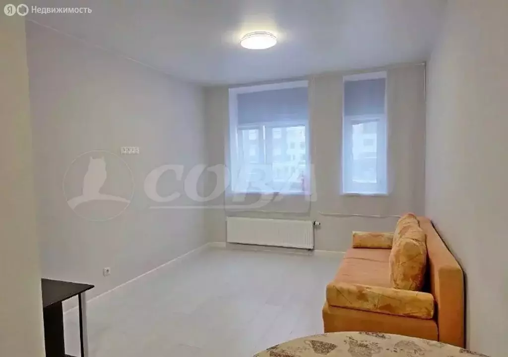 Квартира-студия: Тюмень, улица Тимофея Чаркова, 87 (26 м) - Фото 1
