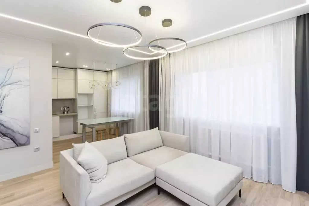 3-к кв. Тюменская область, Тюмень ул. Михаила Сперанского, 17 (101.5 ... - Фото 1