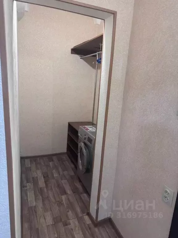 3-к кв. Ставропольский край, Кисловодск ул. Островского, 13 (67.0 м) - Фото 1