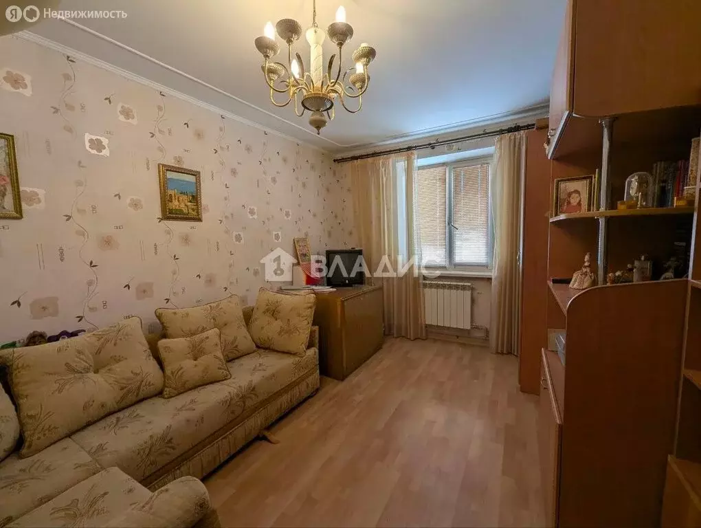 4-комнатная квартира: Белгород, 10-й микрорайон, Спортивная улица, 20 ... - Фото 2