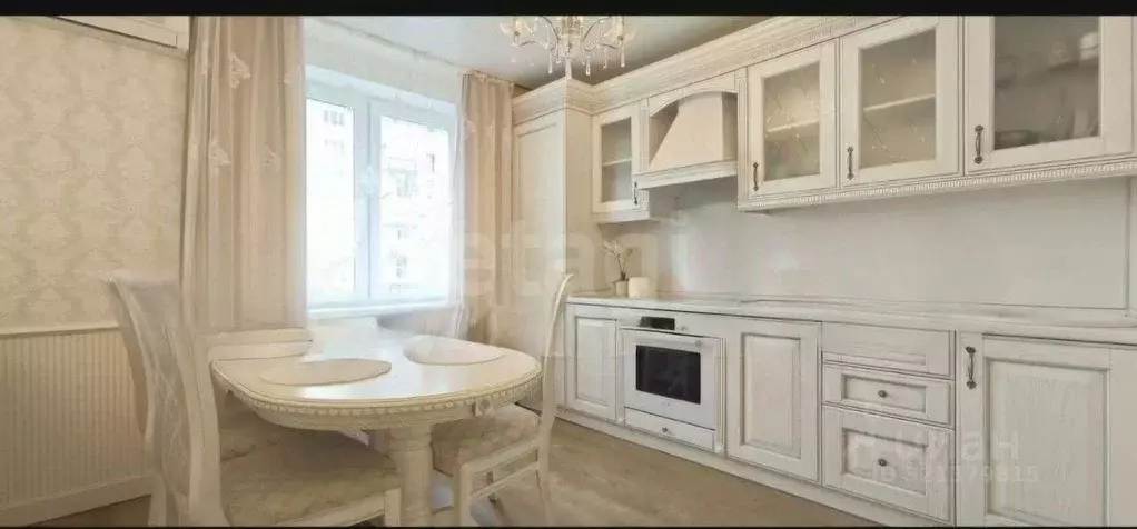 2-к кв. Башкортостан, Уфа Революционная ул., 72 (60.4 м) - Фото 0