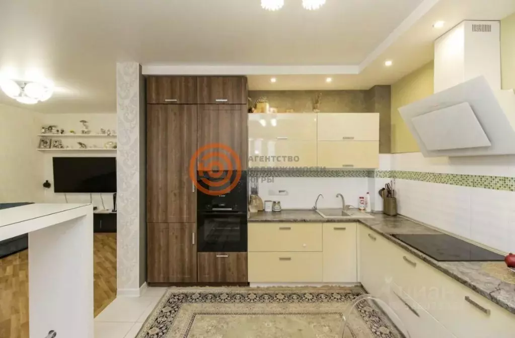 3-к кв. Тюменская область, Тюмень ул. Беляева, 29к1 (82.6 м) - Фото 0