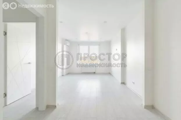 2-комнатная квартира: Москва, улица Поляны, 5 (57 м) - Фото 1