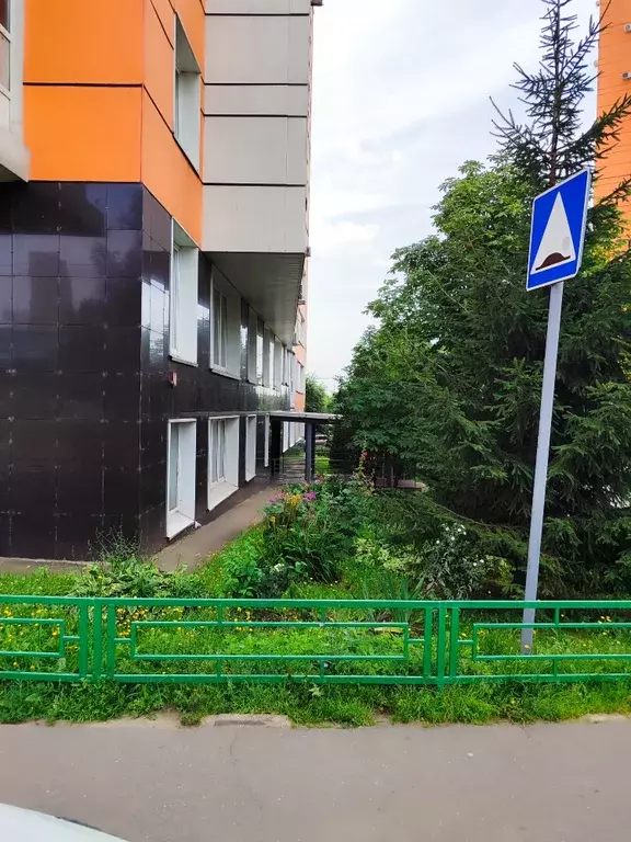 Продается 3-комнатная квартира - Фото 2