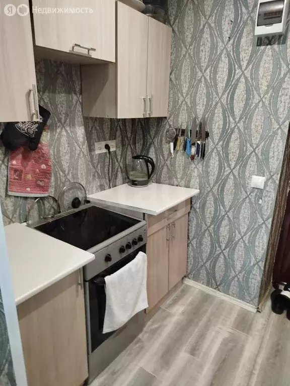 1-комнатная квартира: Прокопьевск, улица Крупской, 14 (18 м) - Фото 1