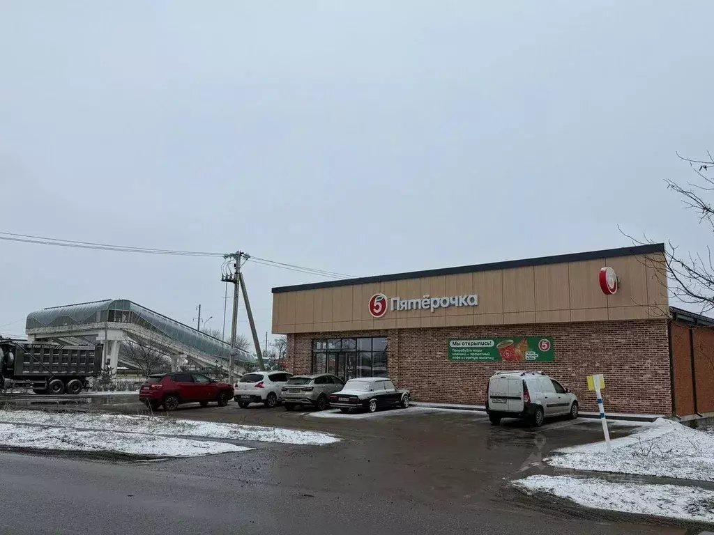 Торговая площадь в Краснодарский край, Динской район, Новотитаровская ... - Фото 1