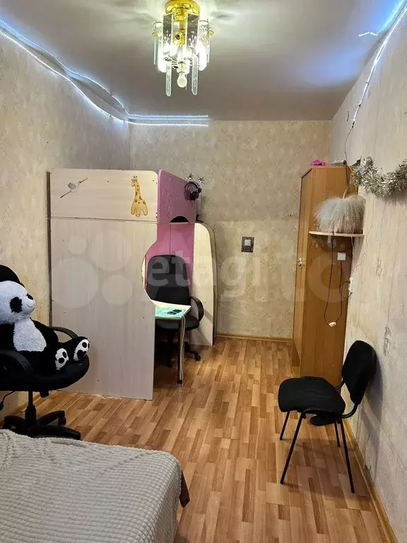 Комната 14,5 м в 3-к., 4/4 эт. - Фото 0