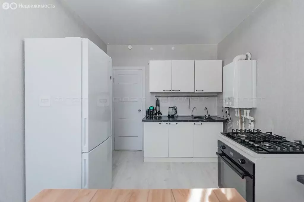 1-комнатная квартира: Казань, Каспийская улица, 2 (34 м) - Фото 0