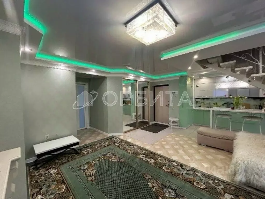 3-к кв. Тюменская область, Тюмень ул. Самарцева, 32 (150.5 м) - Фото 1