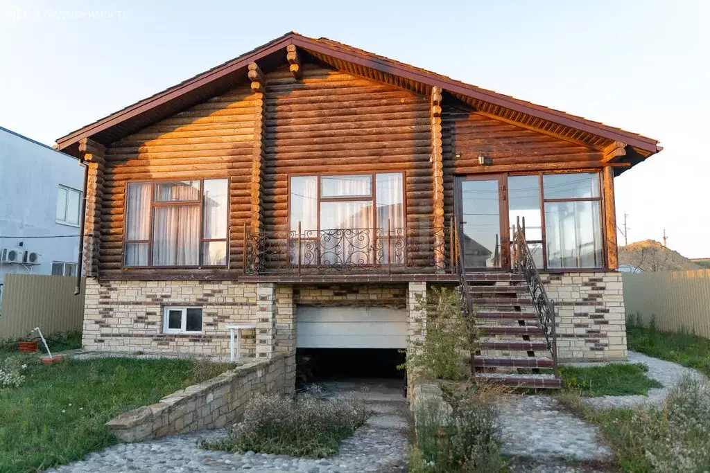 Дом в Анапа, улица Сергея Молчанова (277.8 м) - Фото 2