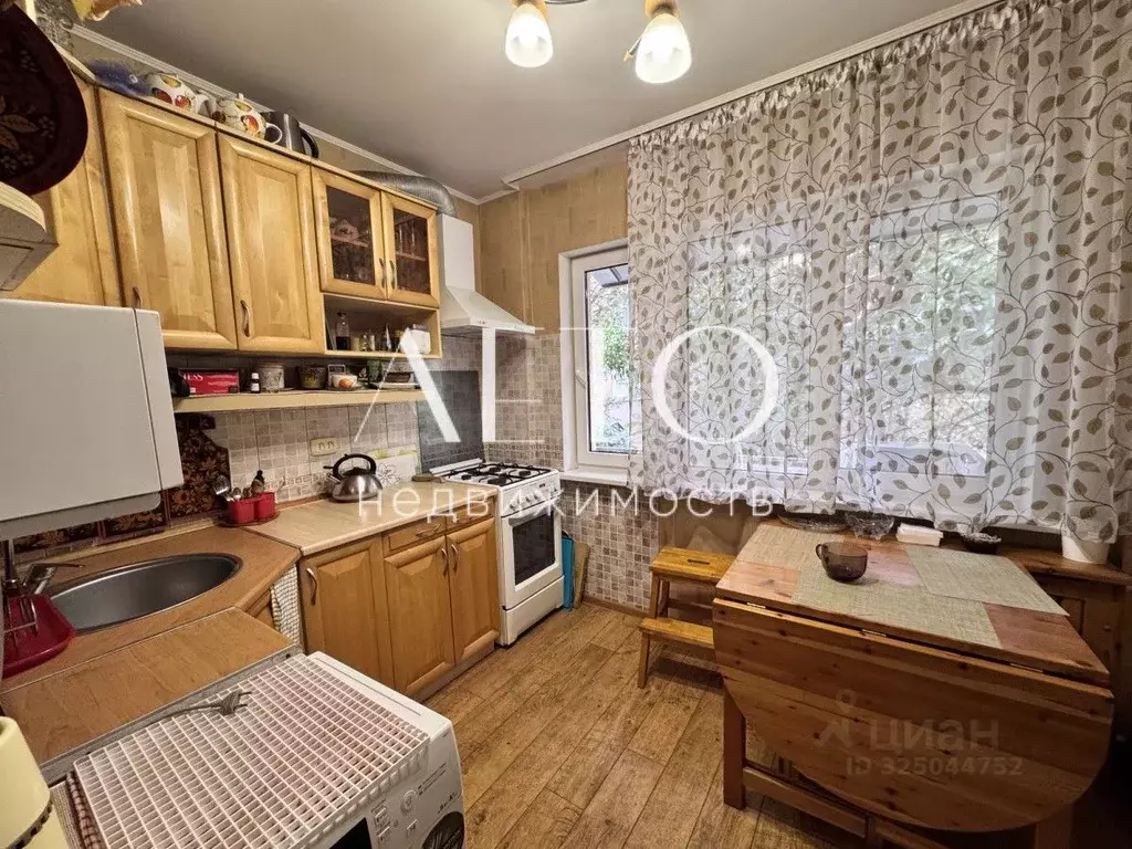 Комната Краснодарский край, Сочи Гагарина мкр, ул. Красноармейская, 17 ... - Фото 2