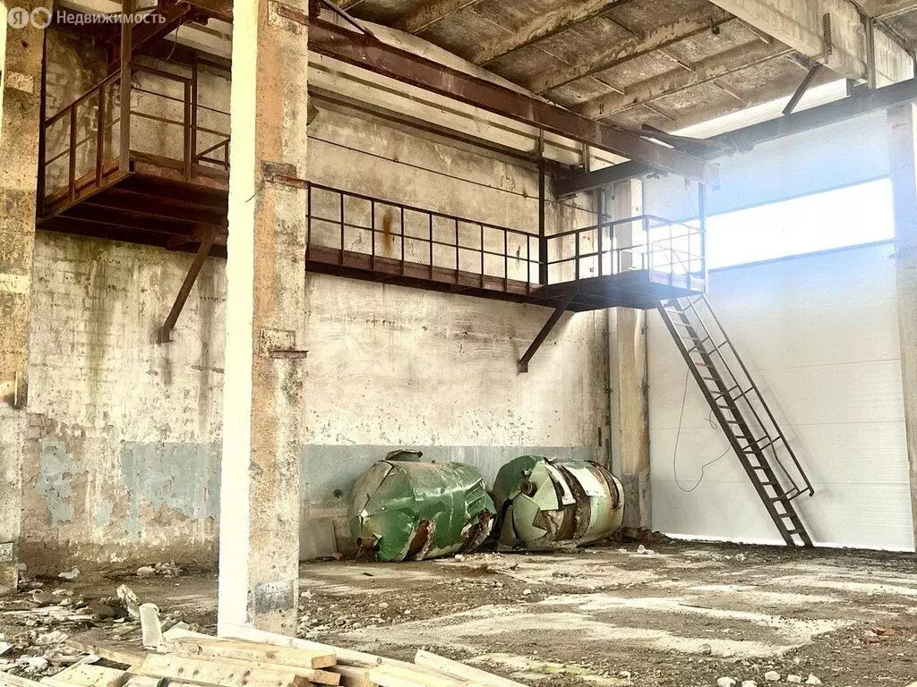 Производственное помещение (5617.2 м) - Фото 0