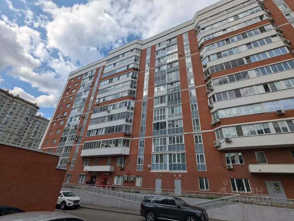 Торговая площадь в Москва Мосфильмовская ул., 53 (194 м) - Фото 1