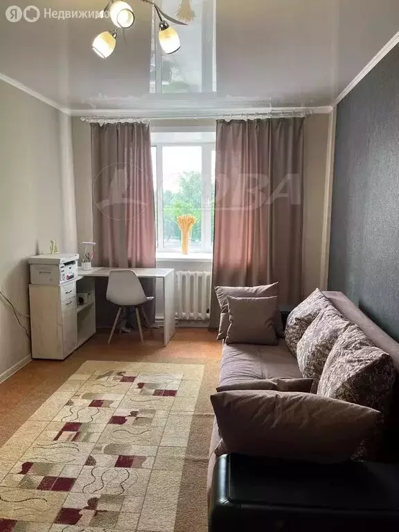 2-комнатная квартира: Тюмень, Олимпийская улица, 21 (50 м) - Фото 0