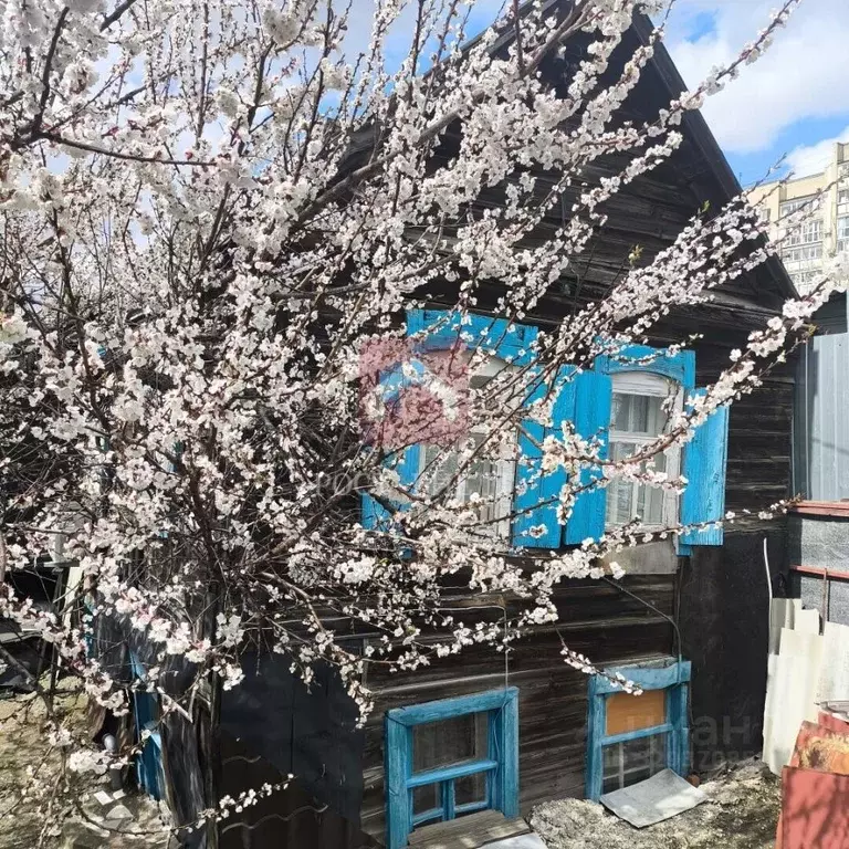 Дом в Саратовская область, Саратов Комсомольская ул., 87 (62 м) - Фото 1