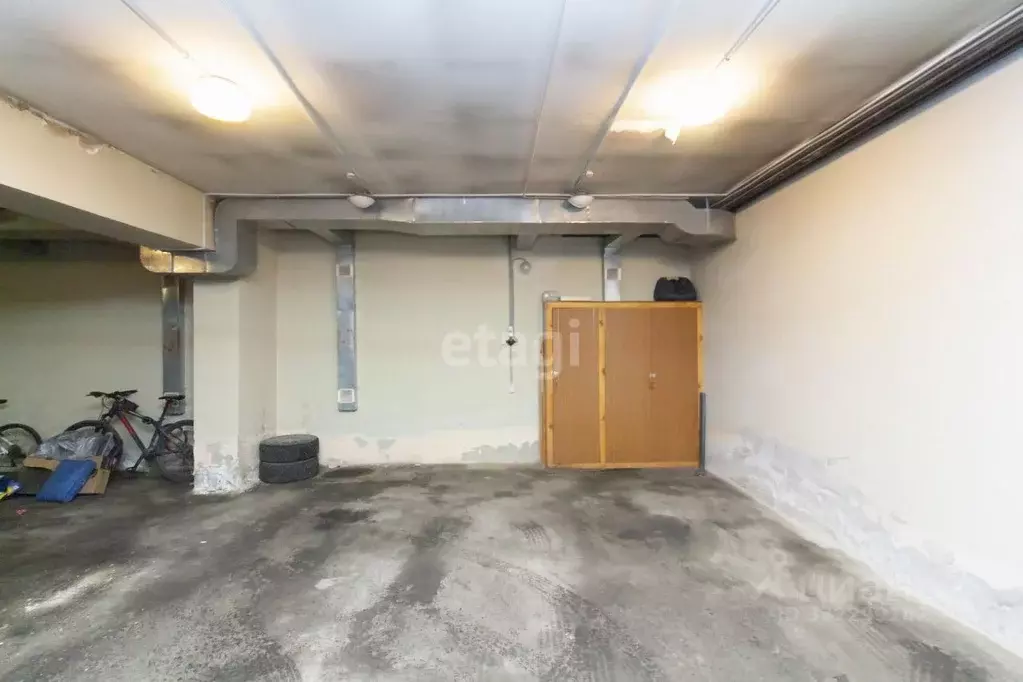 Гараж в Тюменская область, Тюмень ул. Хохрякова, 10 (16 м) - Фото 1